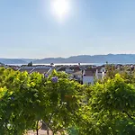 Avra Nafpliou Hotel