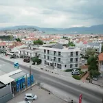 Avra Nafpliou 3*