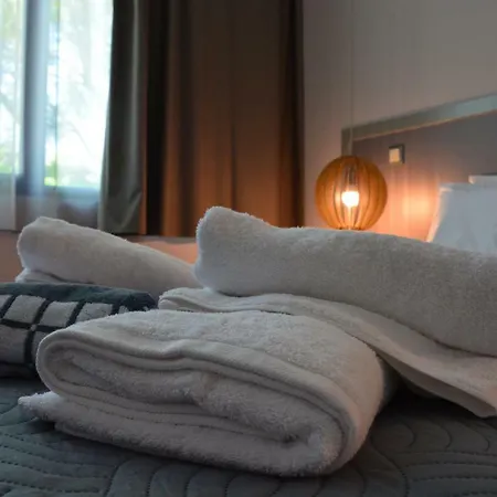 Avra Nafpliou Hotel 3*