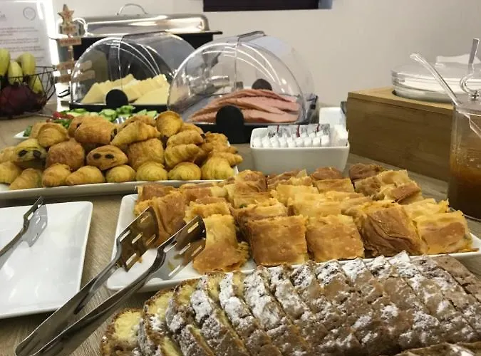 Avra Nafpliou Hotel 3*